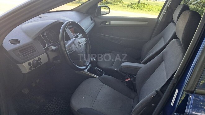 Opel Astra 2005, 320,000 km - 1.4 l - Bakı