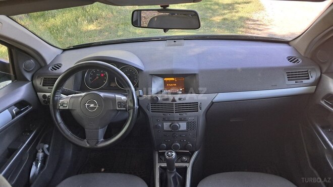Opel Astra 2005, 320,000 km - 1.4 l - Bakı