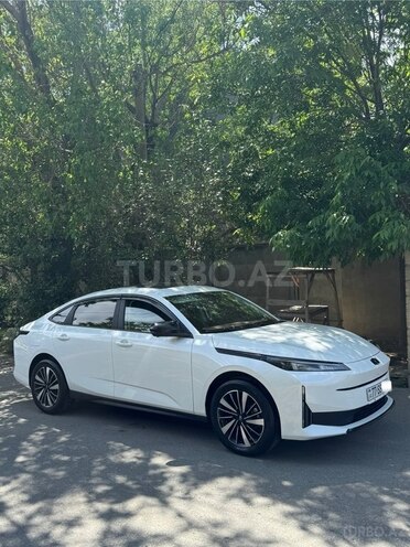 Changan Qiyuan A05 2025, 5,249 km - 1.5 l - Bakı