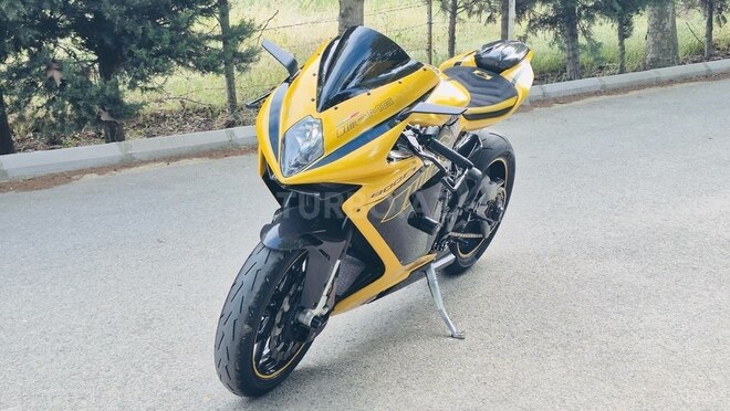 MV Agusta F3 800-2