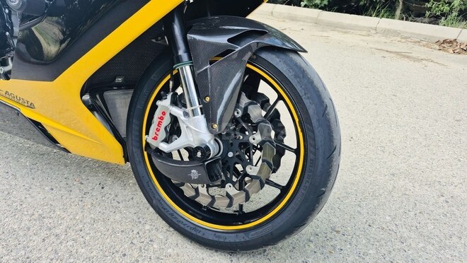 MV Agusta F3 800-15