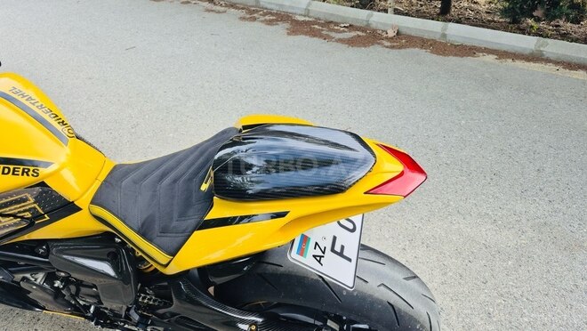 MV Agusta F3 800-13