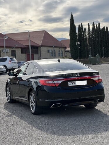 Hyundai Grandeur-12