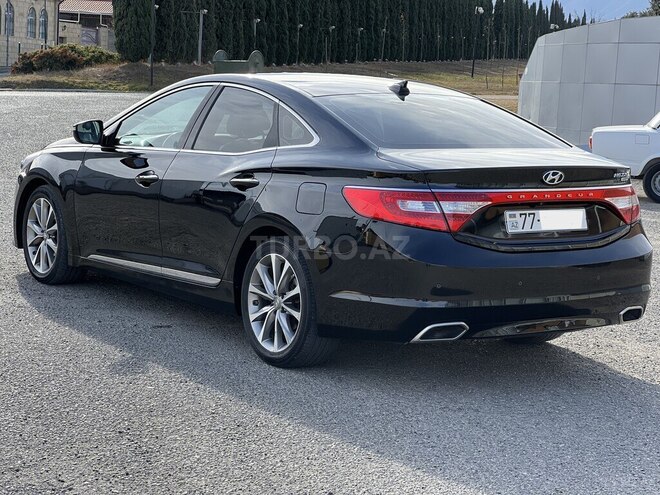 Hyundai Grandeur-13