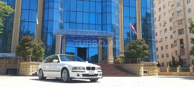 BMW 525 2003, 268,000 km - 2.5 l - Sumqayıt