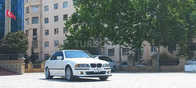 BMW 525 2003, 268,000 km - 2.5 l - Sumqayıt