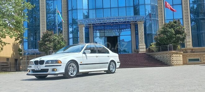 BMW 525 2003, 268,000 km - 2.5 l - Sumqayıt