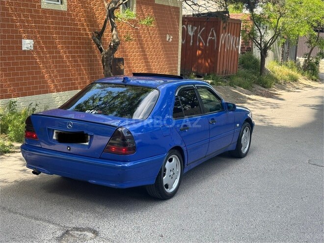 Mercedes C 200 1995, 243,211 km - 2.0 l - Bakı