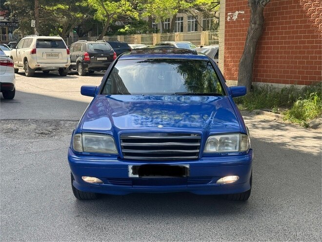 Mercedes C 200 1995, 243,211 km - 2.0 l - Bakı