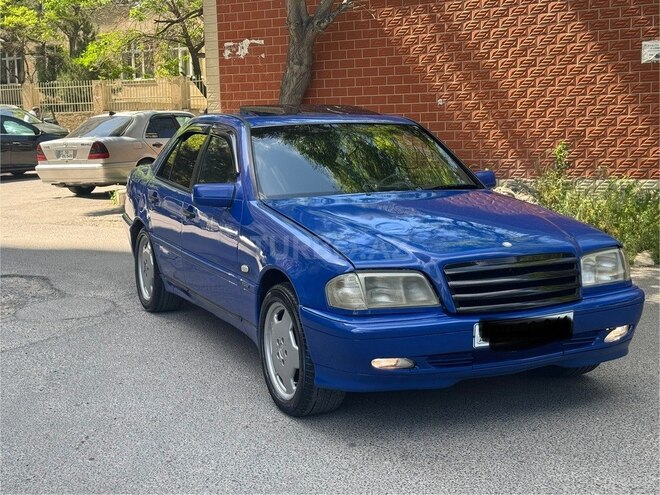 Mercedes C 200 1995, 243,211 km - 2.0 l - Bakı