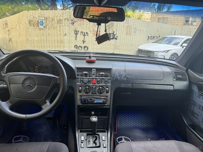 Mercedes C 200 1995, 243,211 km - 2.0 l - Bakı