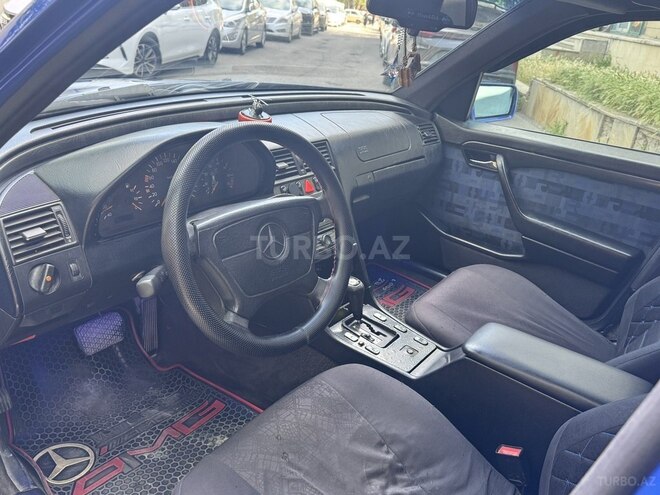 Mercedes C 200 1995, 243,211 km - 2.0 l - Bakı