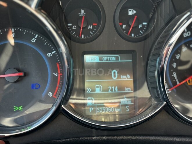 Chevrolet Cruze 2014, 325,000 km - 1.4 л - Tovuz