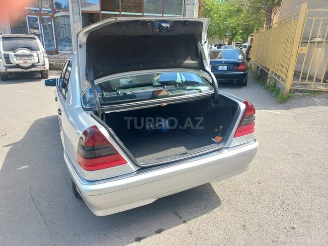Mercedes C 240 2000, 135,486 km - 2.4 l - Bakı