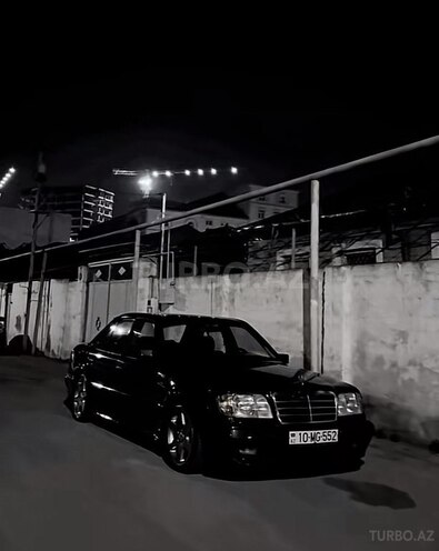 Mercedes E 220 1994, 620,000 km - 2.2 l - Bakı