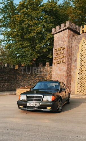Mercedes E 220 1994, 620,000 km - 2.2 l - Bakı