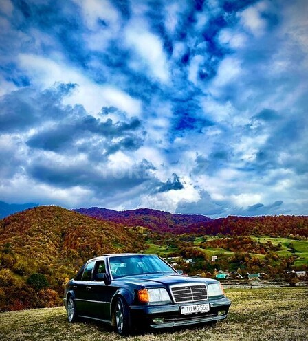 Mercedes E 220 1994, 620,000 km - 2.2 l - Bakı