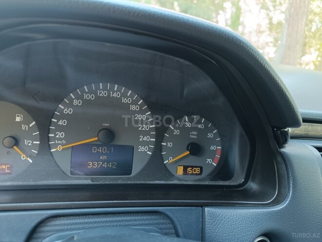 Mercedes E 320 2001, 337,000 km - 3.2 l - Bakı