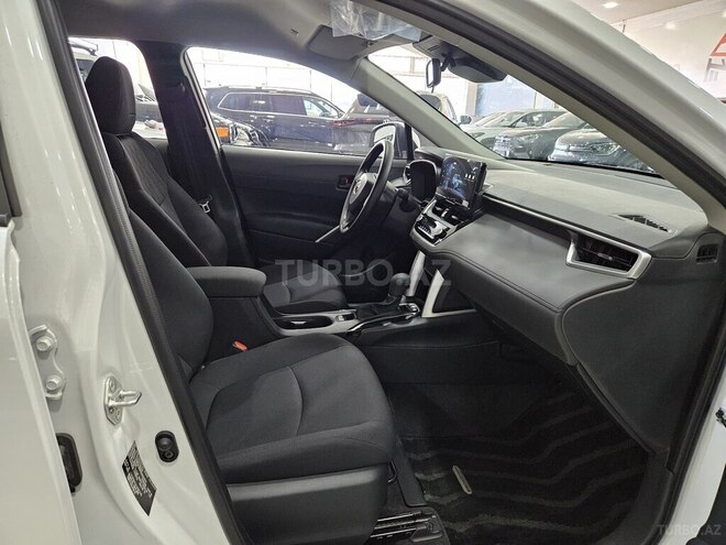 Toyota Corolla Cross 2025, 0 km - 2.0 l - Bakı