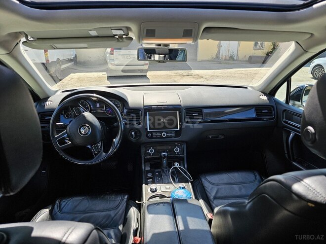 Volkswagen Touareg 2011, 272,300 km - 3.6 л - Bakı