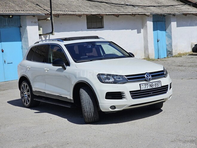 Volkswagen Touareg 2011, 272,300 km - 3.6 л - Bakı