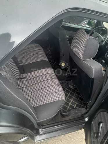 Mercedes 190 1990, 209,163 km - 2.0 л - Qazax