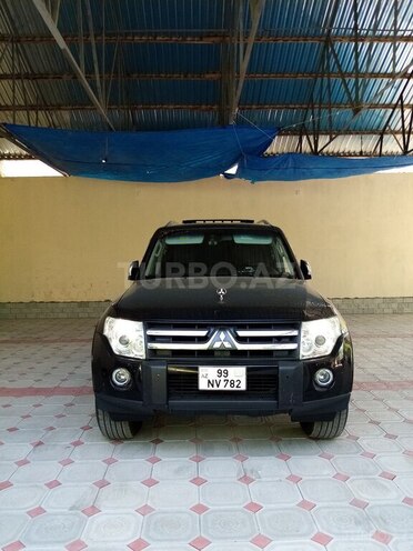 Mitsubishi Pajero 2007, 190,584 km - 3.0 l - Göyçay
