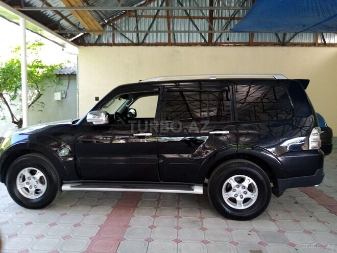 Mitsubishi Pajero 2007, 190,584 km - 3.0 l - Göyçay