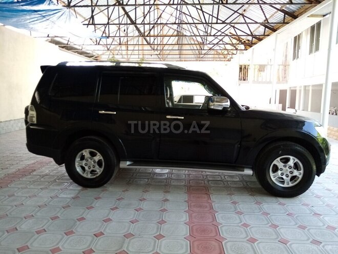 Mitsubishi Pajero 2007, 190,584 km - 3.0 l - Göyçay