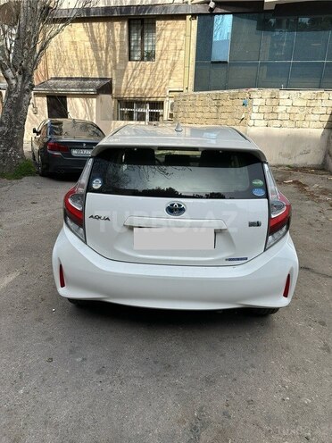 Toyota Aqua 2017, 85,000 km - 1.5 l - Bakı