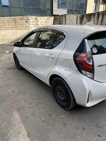 Toyota Aqua 2017, 85,000 km - 1.5 l - Bakı