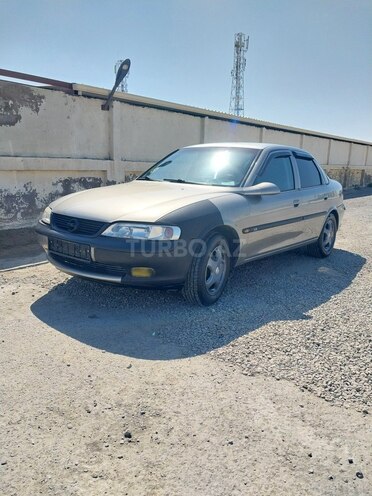Opel Vectra 1996, 342,000 km - 1.6 l - Bakı