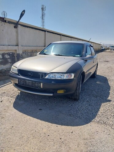 Opel Vectra 1996, 342,000 km - 1.6 l - Bakı