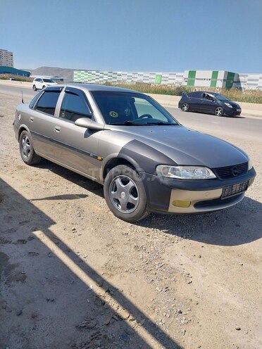 Opel Vectra 1996, 342,000 km - 1.6 l - Bakı