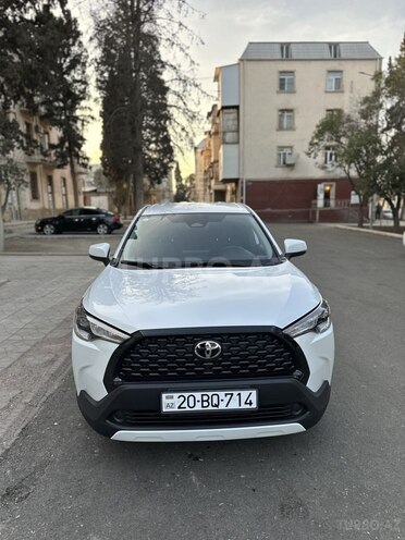 Toyota Corolla Cross 2024, 334 km - 2.0 l - Gəncə
