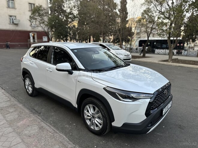 Toyota Corolla Cross 2024, 334 km - 2.0 l - Gəncə
