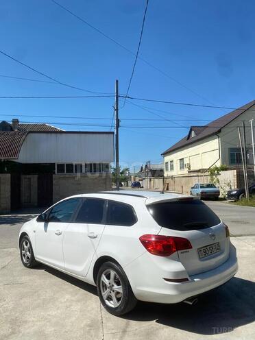 Opel Astra 2012, 281,000 km - 1.4 l - Xaçmaz