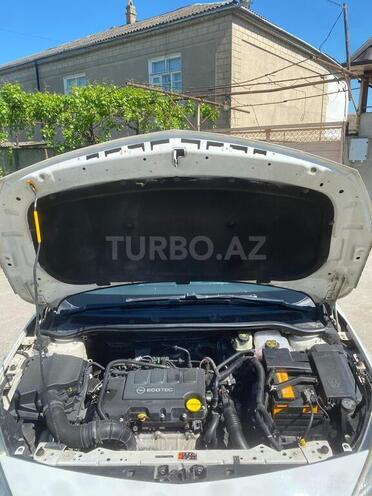 Opel Astra 2012, 281,000 km - 1.4 l - Xaçmaz
