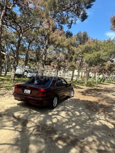 Mercedes C 240 1999, 329,000 km - 2.4 l - Bakı
