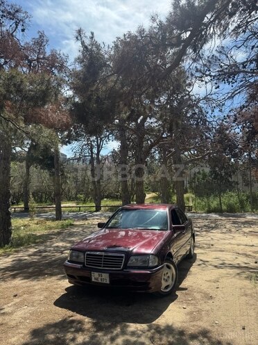 Mercedes C 240 1999, 329,000 km - 2.4 l - Bakı