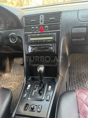 Mercedes C 240 1999, 329,000 km - 2.4 l - Bakı