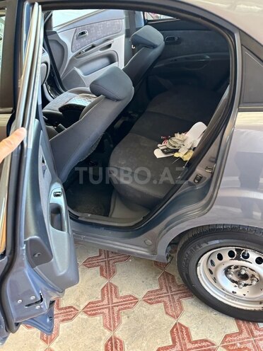 Kia Rio 2008, 201,000 km - 1.4 l - Qazax