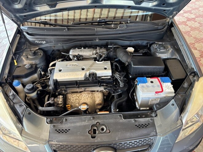 Kia Rio 2008, 201,000 km - 1.4 l - Qazax