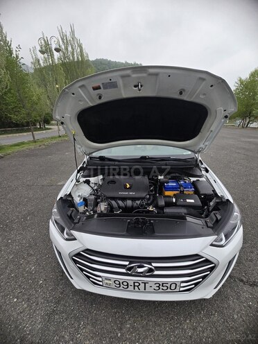 Hyundai Elantra 2016, 215,652 km - 2.0 l - Qəbələ