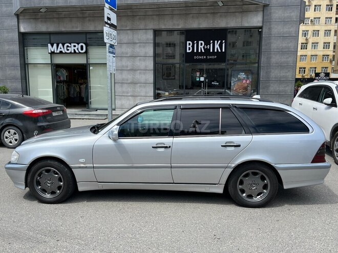 Mercedes C 240 2000, 222,222 km - 2.4 l - Bakı