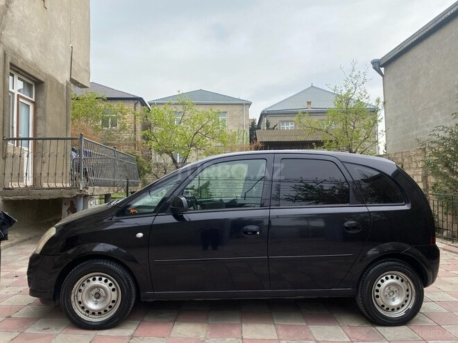 Opel Meriva-3