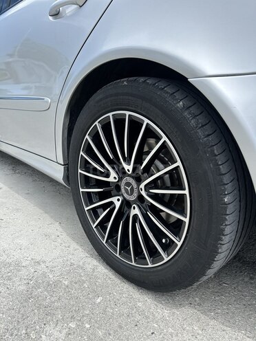 Mercedes E 220 d 2007, 402,000 km - 2.2 l - Bakı