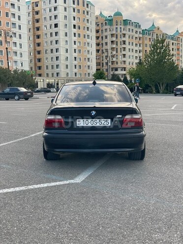 BMW 525 2001, 301,281 km - 2.5 l - Bakı