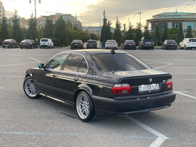 BMW 525 2001, 301,281 km - 2.5 l - Bakı