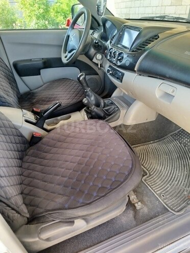 Mitsubishi L200 2013, 383,641 km - 2.5 l - Şirvan